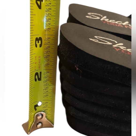 Skechers Woman Chevron Pattern Sandals Size 8 - Picture 3 of 5